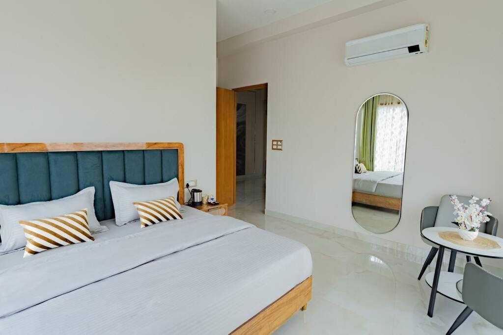 The Sage Villa - Luxury Homestay In Дехрадун Экстерьер фото