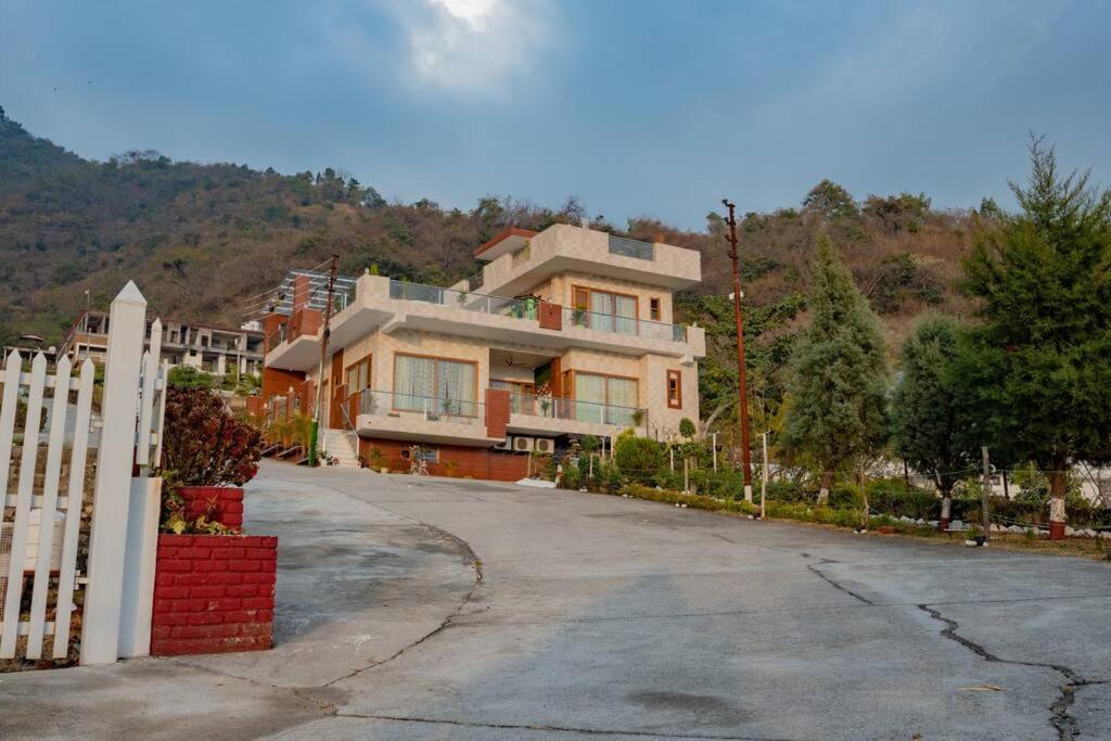 The Sage Villa - Luxury Homestay In Дехрадун Экстерьер фото