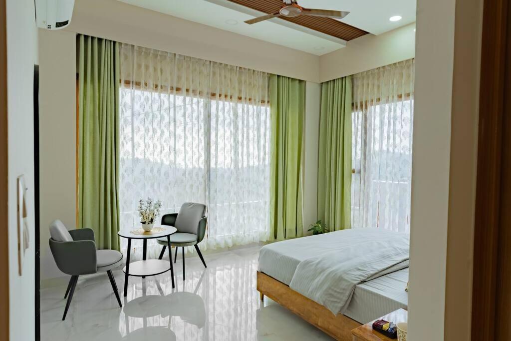 The Sage Villa - Luxury Homestay In Дехрадун Экстерьер фото